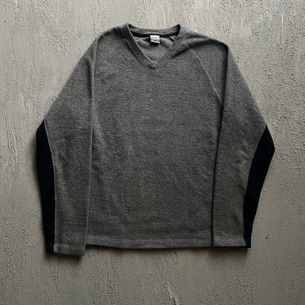 Vintage Old Navy Sweatshirt Grey 2000s Y2K V-Neck Fleece Pullover